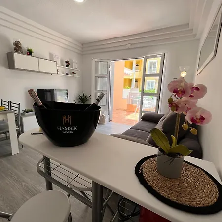 Apartamento Orlando Poolside Retreat Costa Adeje *